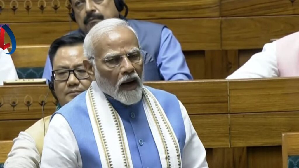 Loksabha में धन्यवाद प्रस्ताव के दौरान पीएम मोदी दे रहे है जवाब, विपक्ष कर रहा है हंगामा, लोकसभा अध्यक्ष ने राहुल गांधी को चेताया