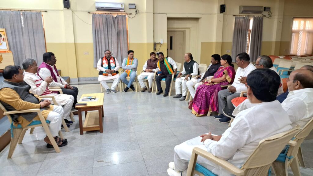 झारखंड बीजेपी विधायकों की बैठक