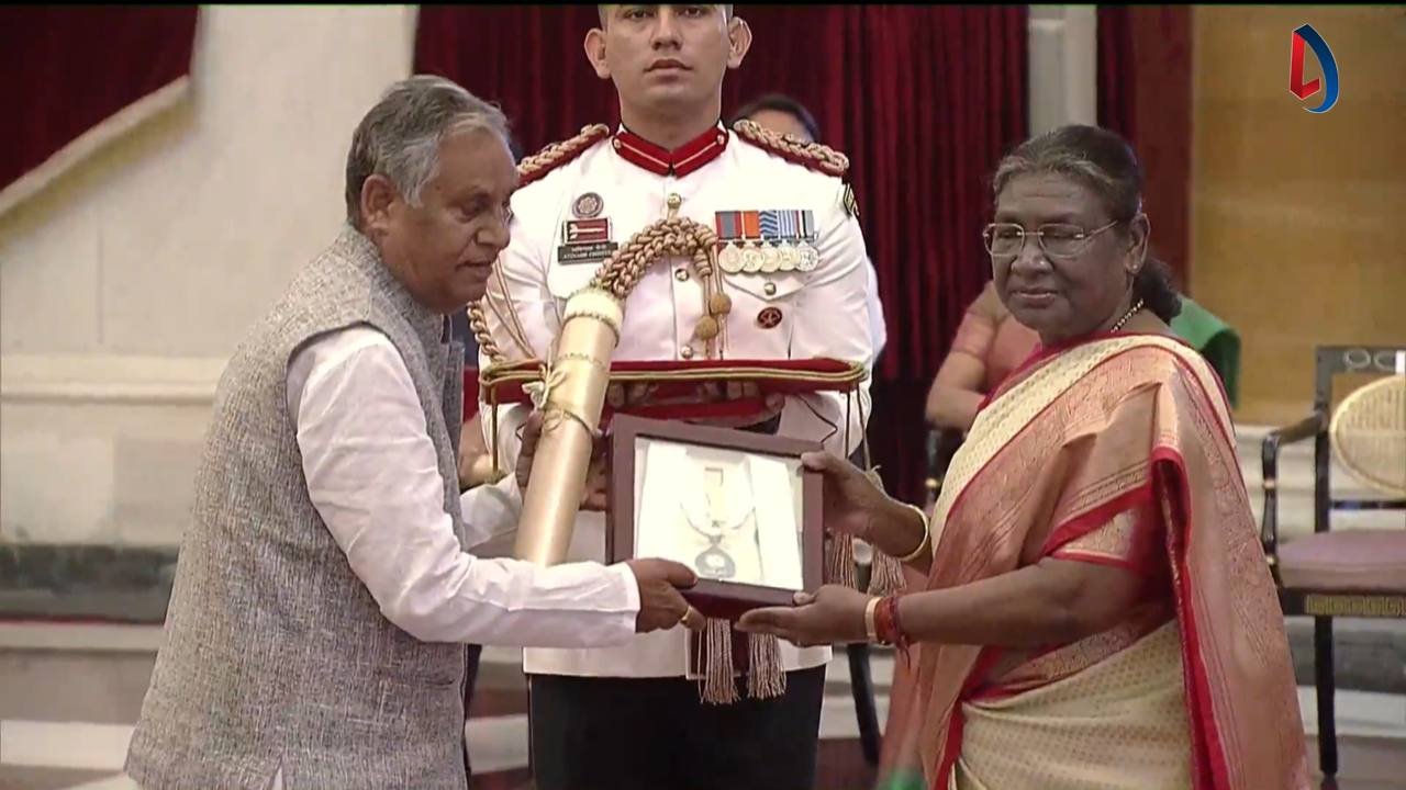 कर्पूरी ठाकुर,नरसिंह राव,एमएस स्वामीनाथन और चौधरी चरण सिंह को मिला भारत रत्न 1 Bharat ratna karpuri thakur