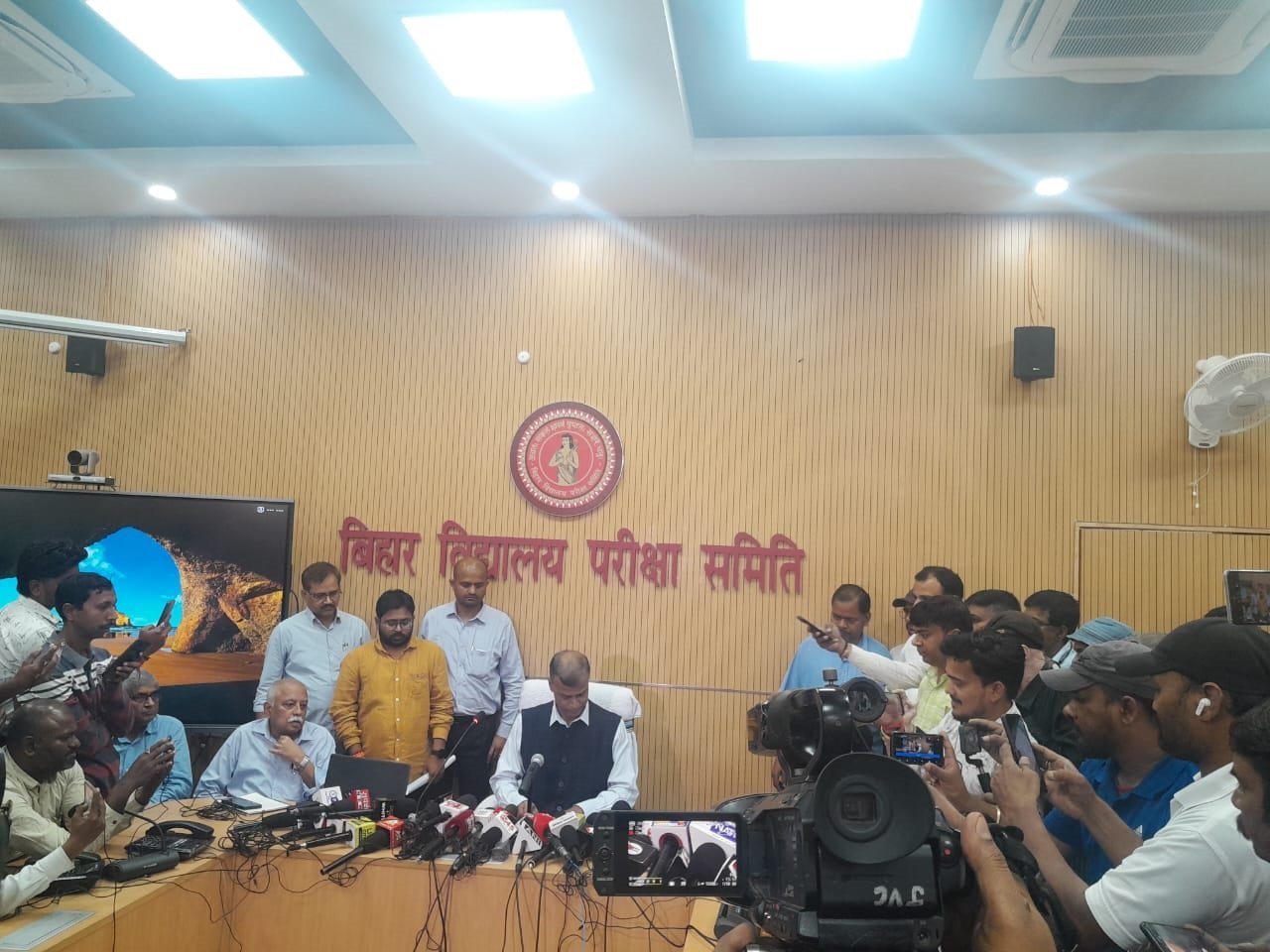 बिहार में 12वीं बोर्ड का रिजल्ट जारी, 87.21 प्रतिशत छात्रों को मिली सफलता 1 bseb