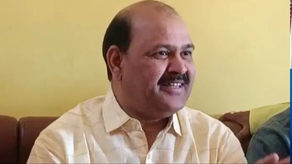 Sasaram से कांग्रेस उम्मीदवार पर गिरफ्तारी की तलवारः बेटे के साथ मिलकर नाबालिग से यौन शोषण करने का आरोप, बेटा अरेस्ट