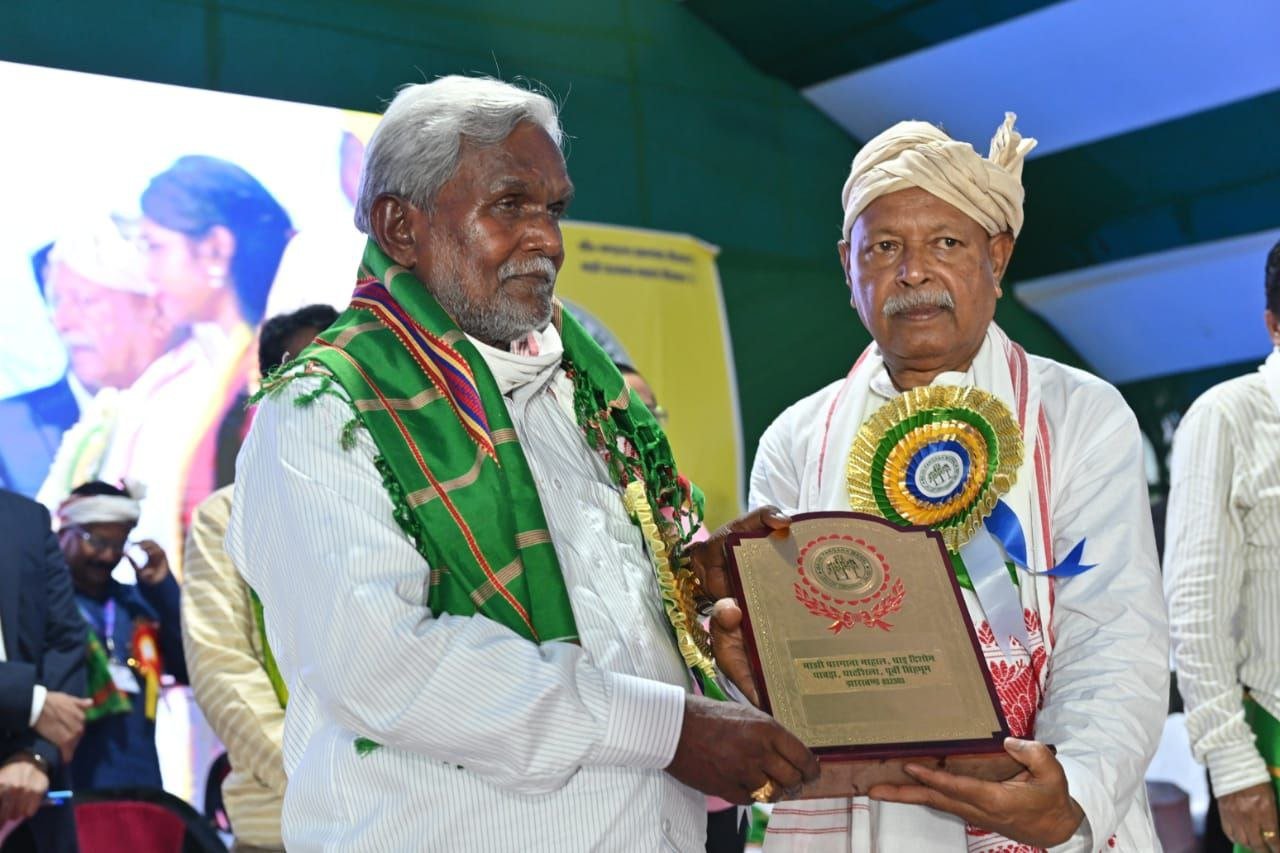 सरना धर्म कोड की मांग जारी रहेगी, आदिवासियों की संस्कृति से खिलवाड़ नहीं होने देंगे - मुख्यमंत्री चंपाई सोरेन 2 Champai Soren