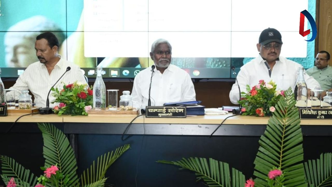 CM चंपाई सोरेन ने दिया अबुआ आवास लाभुकों के चयन प्रक्रिया में पारदर्शिता लाने का निर्देश, अनियमिततर बरतने वाले पर हो कार्रवाई 1 CM मुख्यमंत्री चंपाई सोरेन ने दिया अबुआ आवास लाभुकों के चयन प्रक्रिया में पारदर्शिता लाने का निर्देश, अनियमिततर बरतने वाले पर हो कार्रवाई