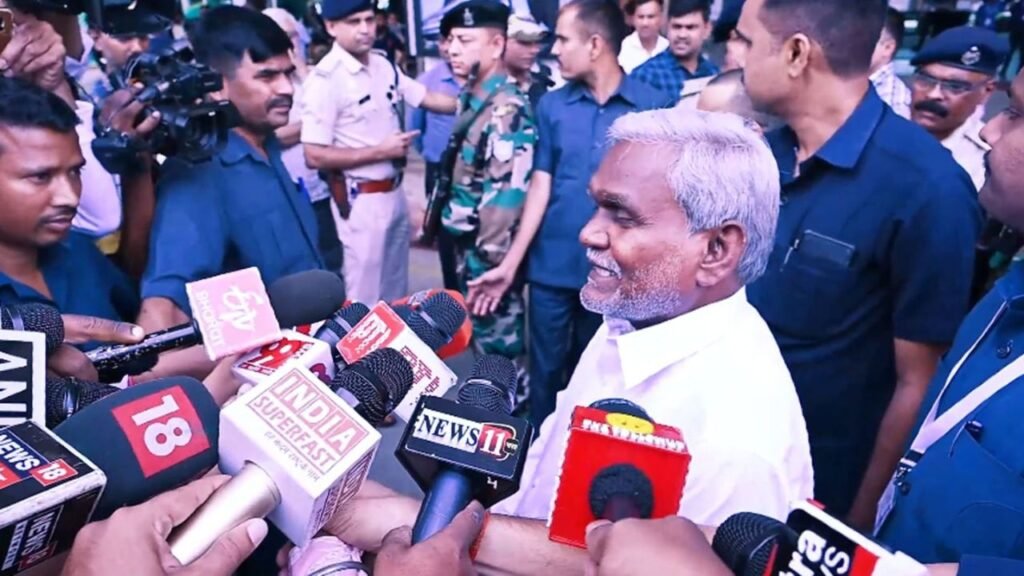 Champai Soren और Kalpana Soren इंडिया गठबंधन की बैठक में शामिल होने दिल्ली गए, CM बोले- किसी को चुनाव में नहीं मिला बहुमत