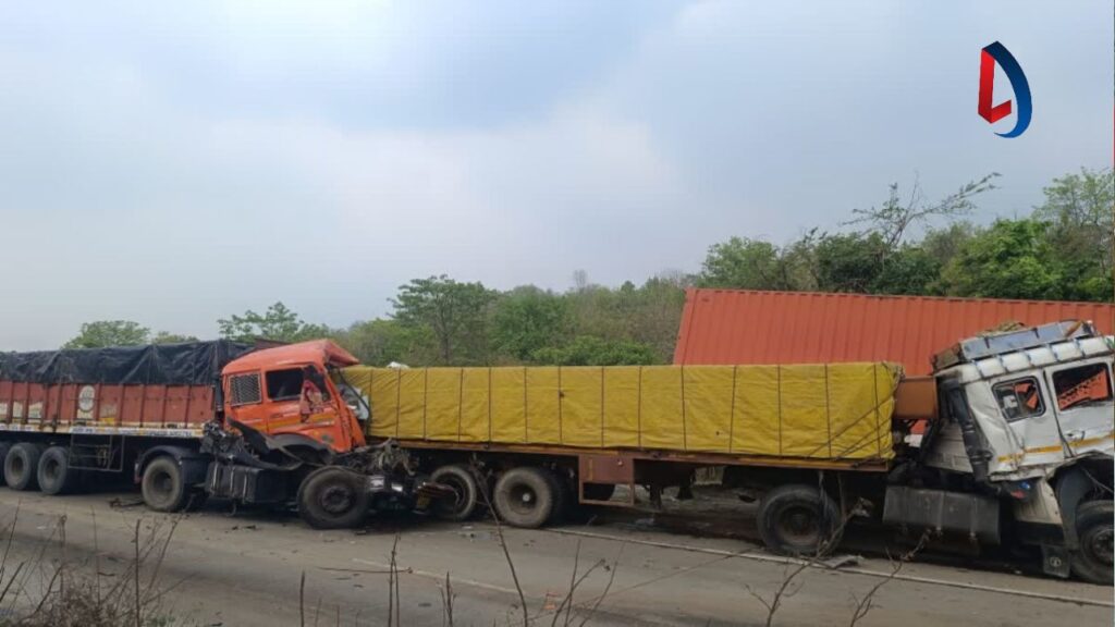 हजारीबाग में भीषण सड़क हादसा, पांच गाड़ियां आपस में टकराई, तीन की मौत, दो गंभीर रूप से घायल