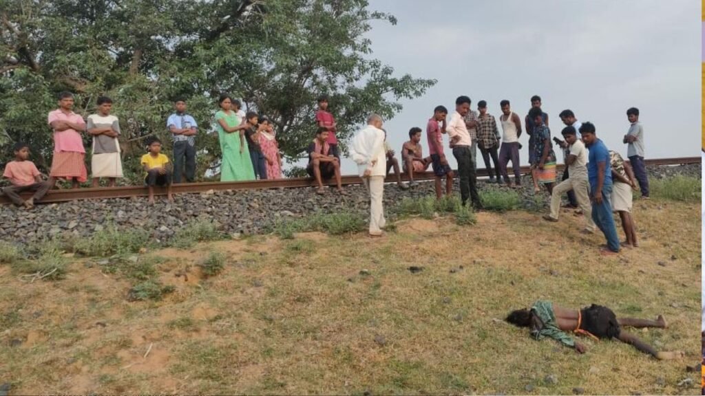 Lohardaga में रेलवे ट्रैक के किनारे मिला अधेड़ का शव, मृतक की पहचान नहीं, मॉर्निंग वॉक के दौरान शव को लोगों ने देखा