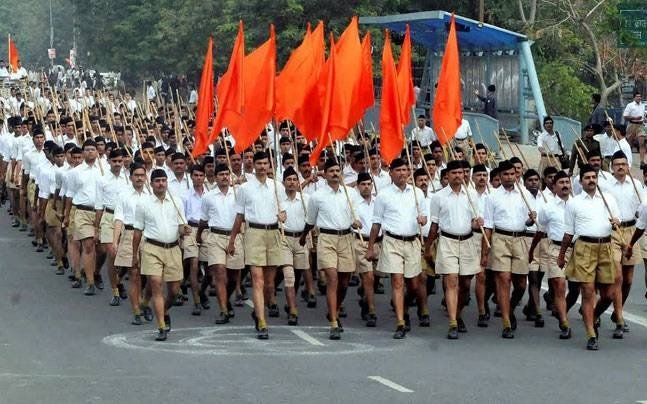 RSS के कार्यक्रमों में शामिल हो सकेंगे अब सरकारी कर्मचारी, 58 साल पुराना प्रतिबंध केंद्र सरकार ने हटाया