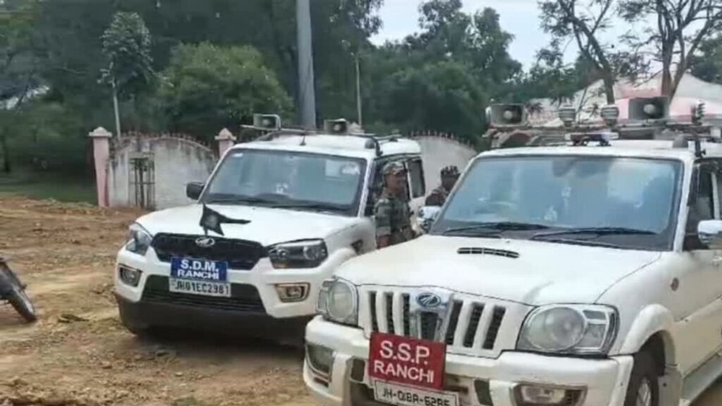 रांची SSP ने पतरातू के रिसॉर्ट में की छापेमारी, पार्टी कर रहे 6 अपराधियों को दबोचा गया