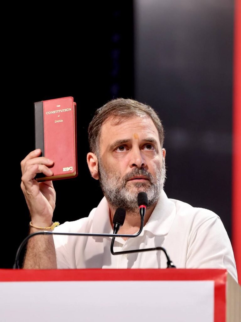 राहुल गांधी ने आरक्षण-आदिवासी का मुद्दा उठा झारखंड चुनाव के अभियान का किया आगाज 2 IMG 8517