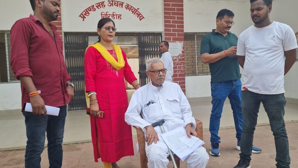 ओमीलाल आजाद