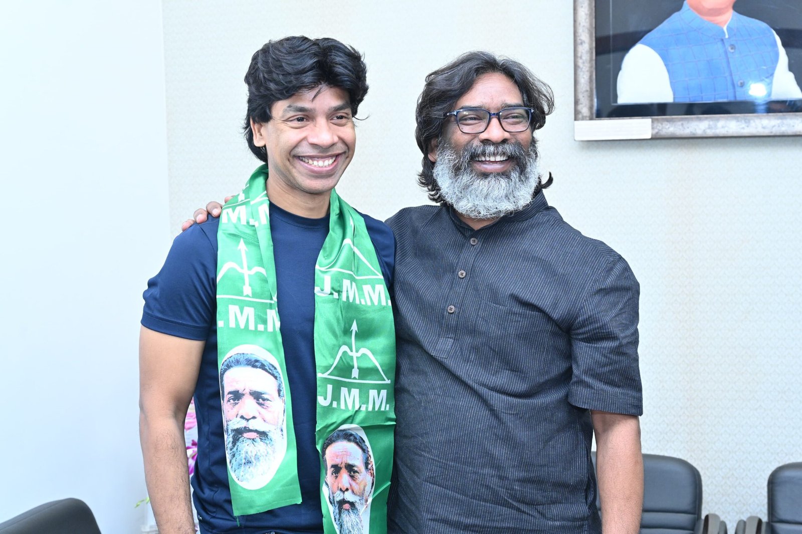 पूर्व विधायक अमित महतो JMM में हुए शामिल, मुख्यमंत्री ने दिलाई सदस्यता, सुदेश के खिलाफ सिल्ली से उतरेंगे मैदान में