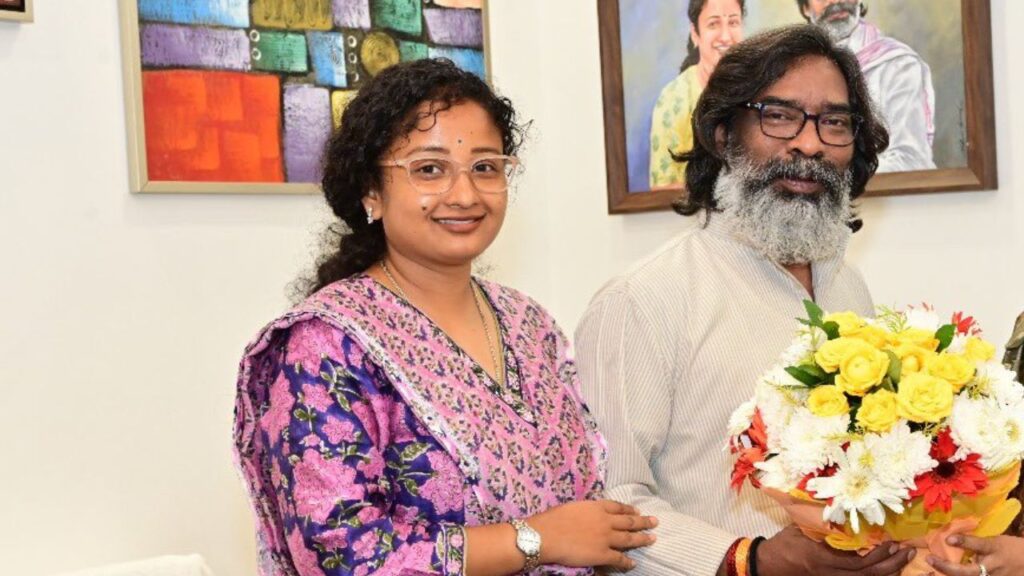झारखंड के मुख्यमंत्री हेमंत सोरेन दिल्ली दौरे पर, शपथग्रहण समारोह के लिए गठबंधन के साथियों को देंगे न्यौता