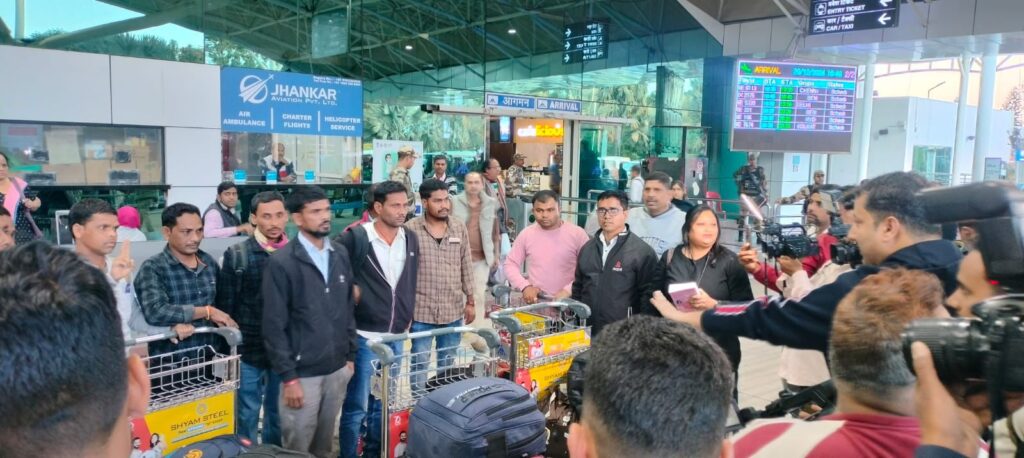 कैमरून में फंसे झारखंड के श्रमिक