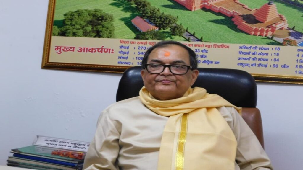 पूर्व IPS आचार्य किशोर कुणाल का निधन, जाति का बंधन तोड़कर की थी बेटे की शादी, बहू है सबसे युवा सांसद