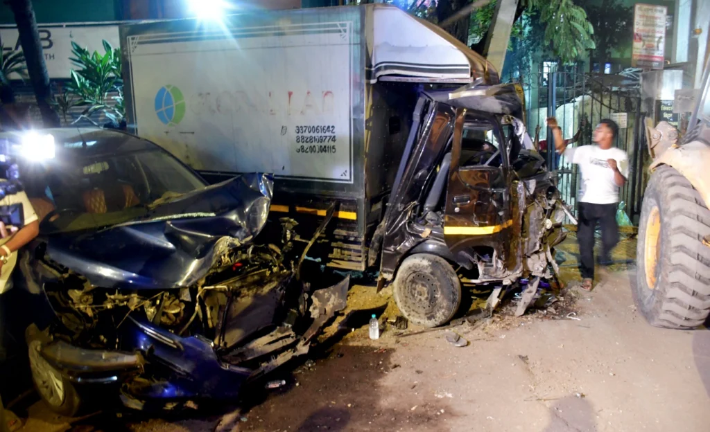 accident-mumbai