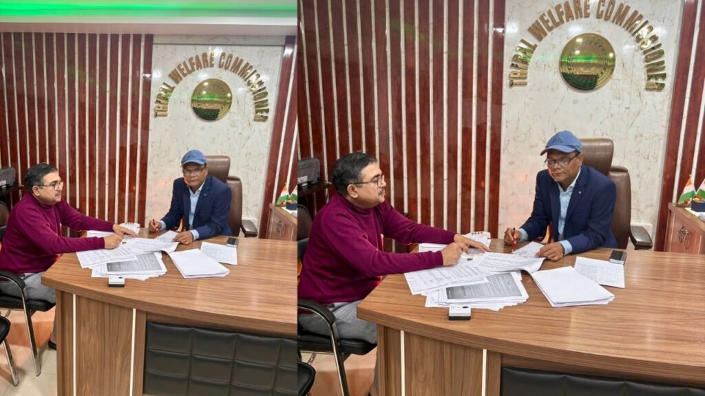 मंत्री चमरा लिंडा ने आदिवासी कल्याण आयुक्त के साथ की समीक्षा बैठक, रोजगार और आय वृद्धि के लिए रोड़ मैप तैयार करने का निर्देश