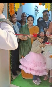 कॉन्फिडेंट हेल्थ केयर का मंत्री दीपिका पांडे सिंह ने किया उद्घाटन, अनुभवी डॉक्टर की सेवा मरीजों को होगी उपलब्ध 2 2 7