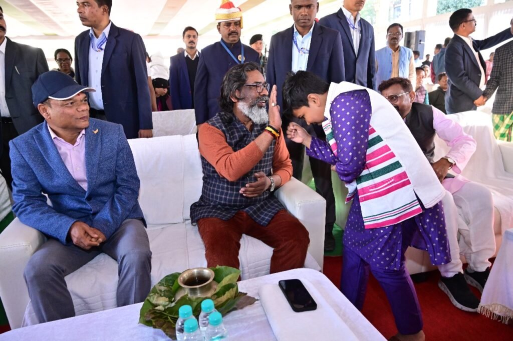 हेमंत सोरेन सोहराय