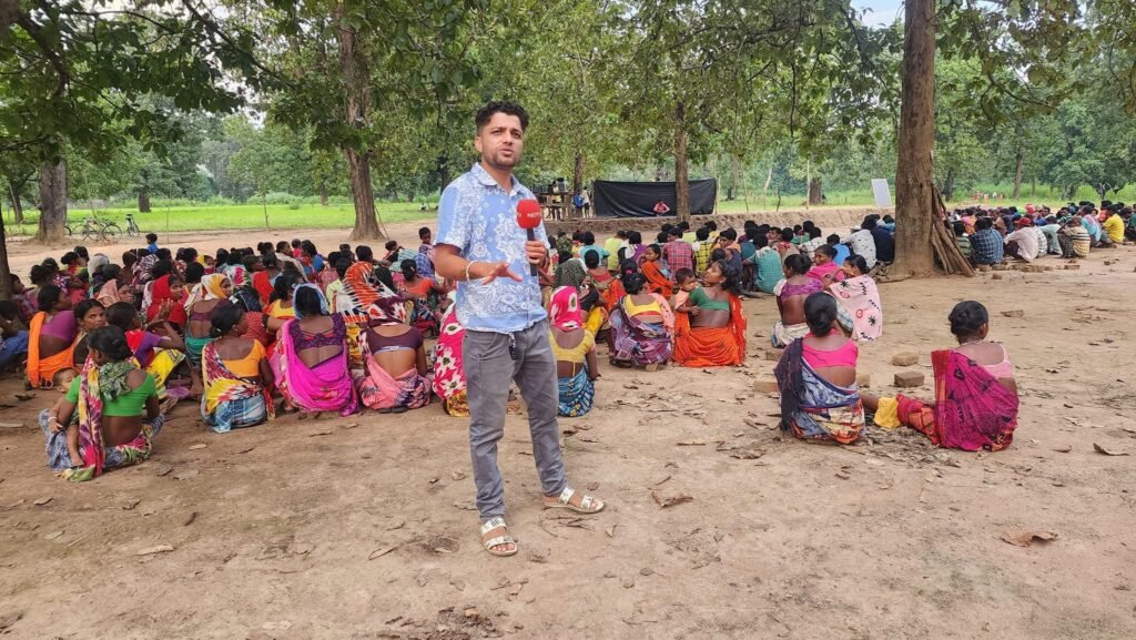 मुकेश चंद्रकार की 