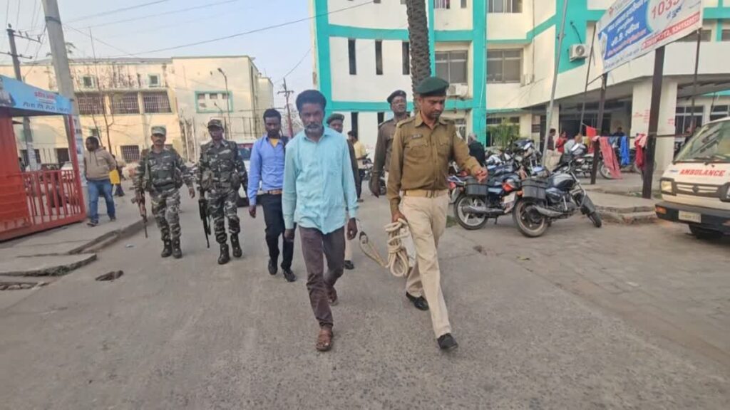 झारखंड का हार्डकोर नक्सली मुंबई से गिरफ्तार, लेवी का पैसा गबन करने का लगा था आरोप