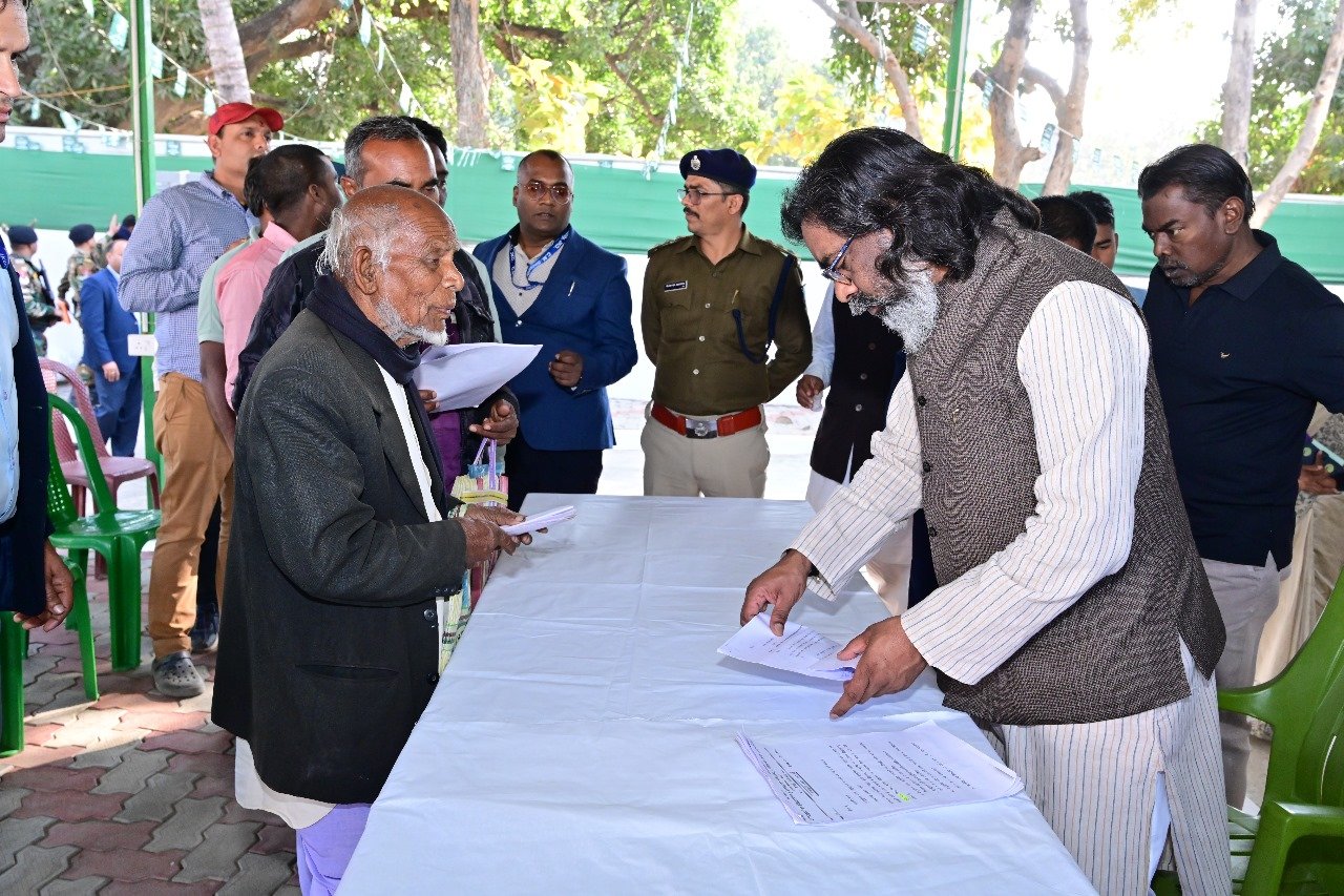 hemant soren in dumka 