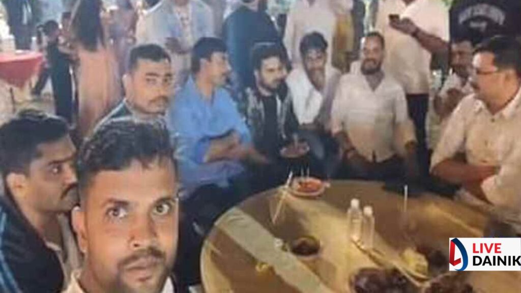 बिहार में शराब माफिया की पार्टी में पुलिस वालों हुए शामिल, पटना में जमकर ली सेल्फी