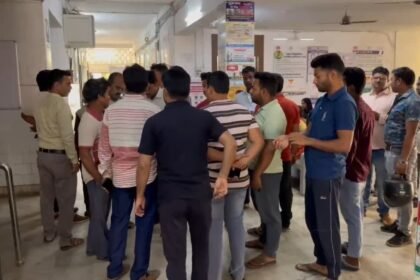 गिरिडीह में दीवार के विवाद को लेकर दो परिवारों में हिंसक झड़प, पिता की हत्या, पुत्र की हालत गंभीर