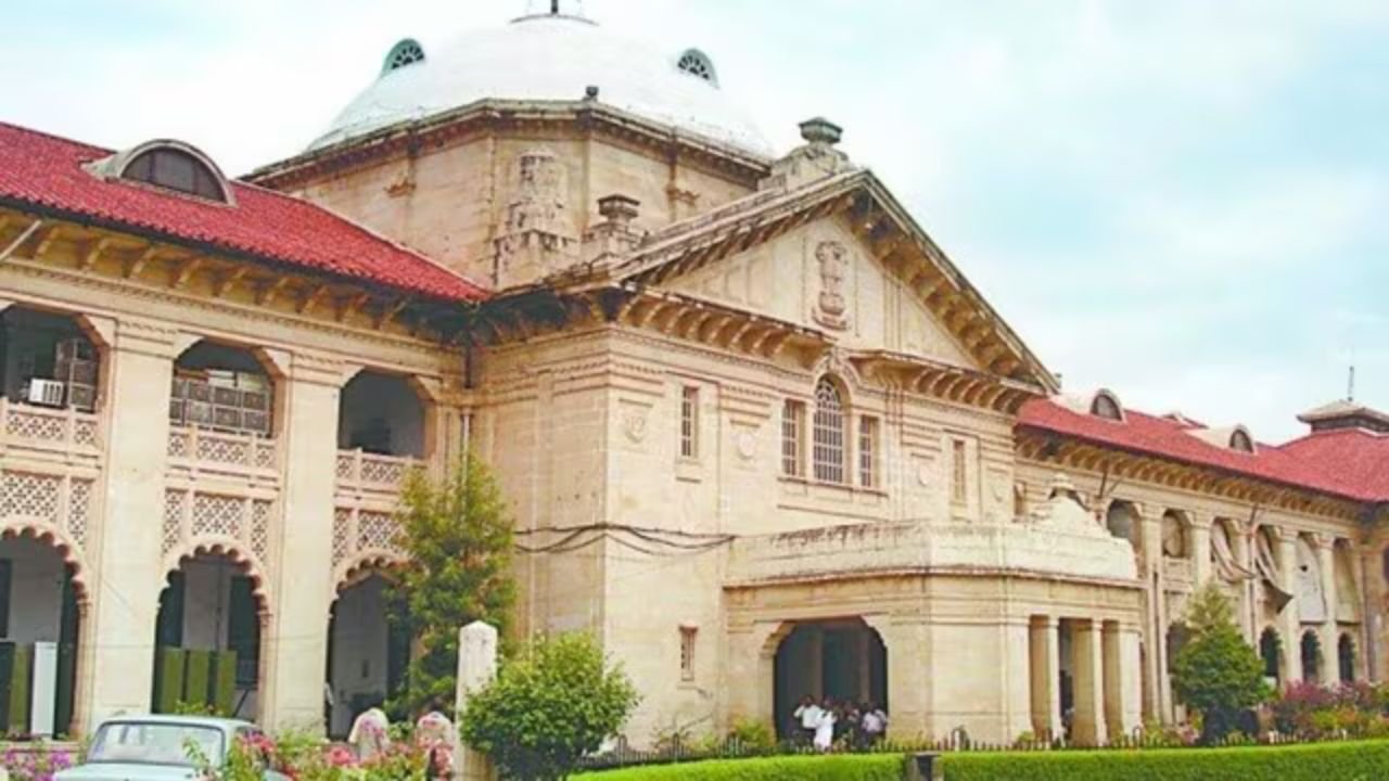 स्तन पकड़ना, पायजामे का नाड़ा तोड़ना, लड़की को अपनी ओर खींचना रेप नहीं- हाईकोर्ट ने आरोपियों की सजा की कम