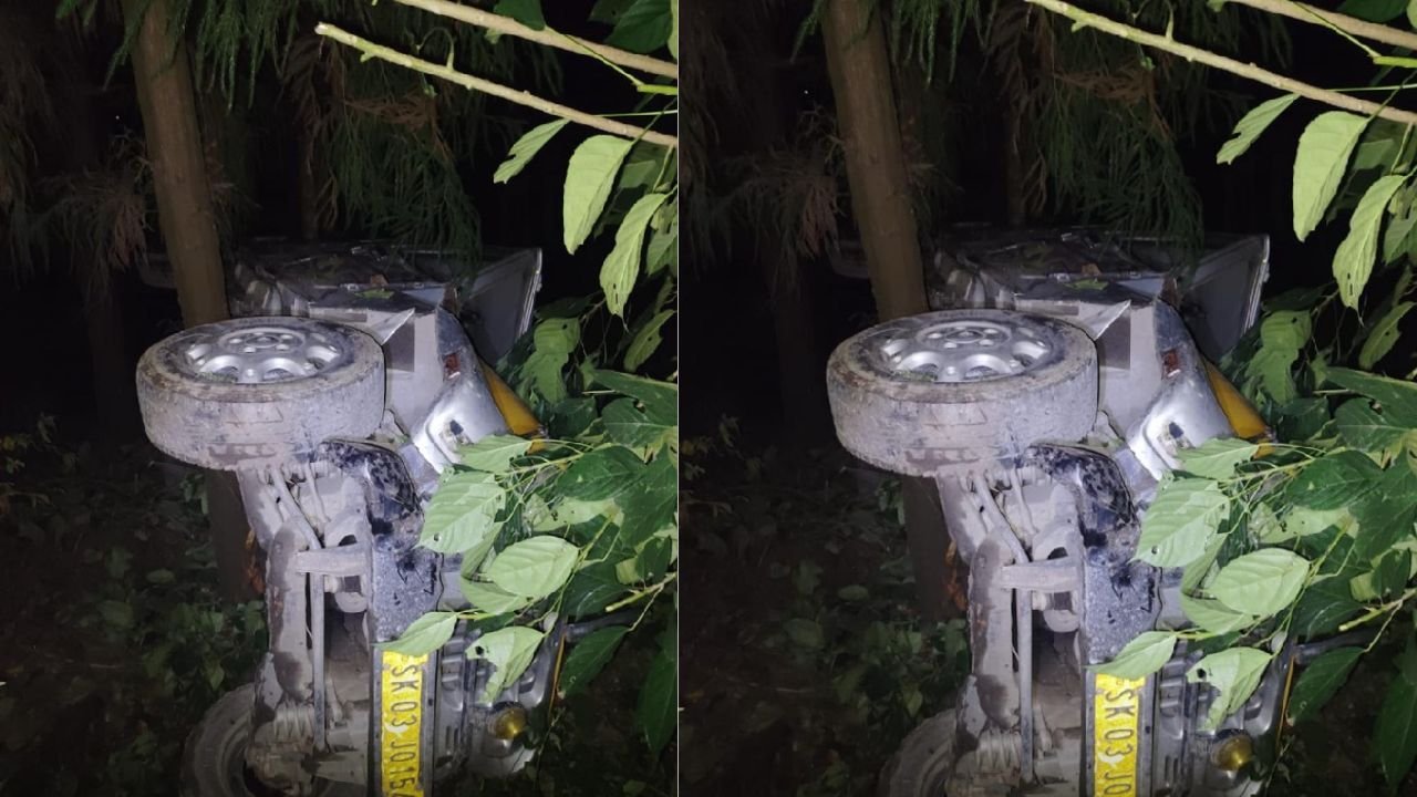 IIT धनबाद के छात्रों को लेकर जा रही बस गहरी खाई में गिरी, होली की छुट्टी मनाने गये थे गंगटोक