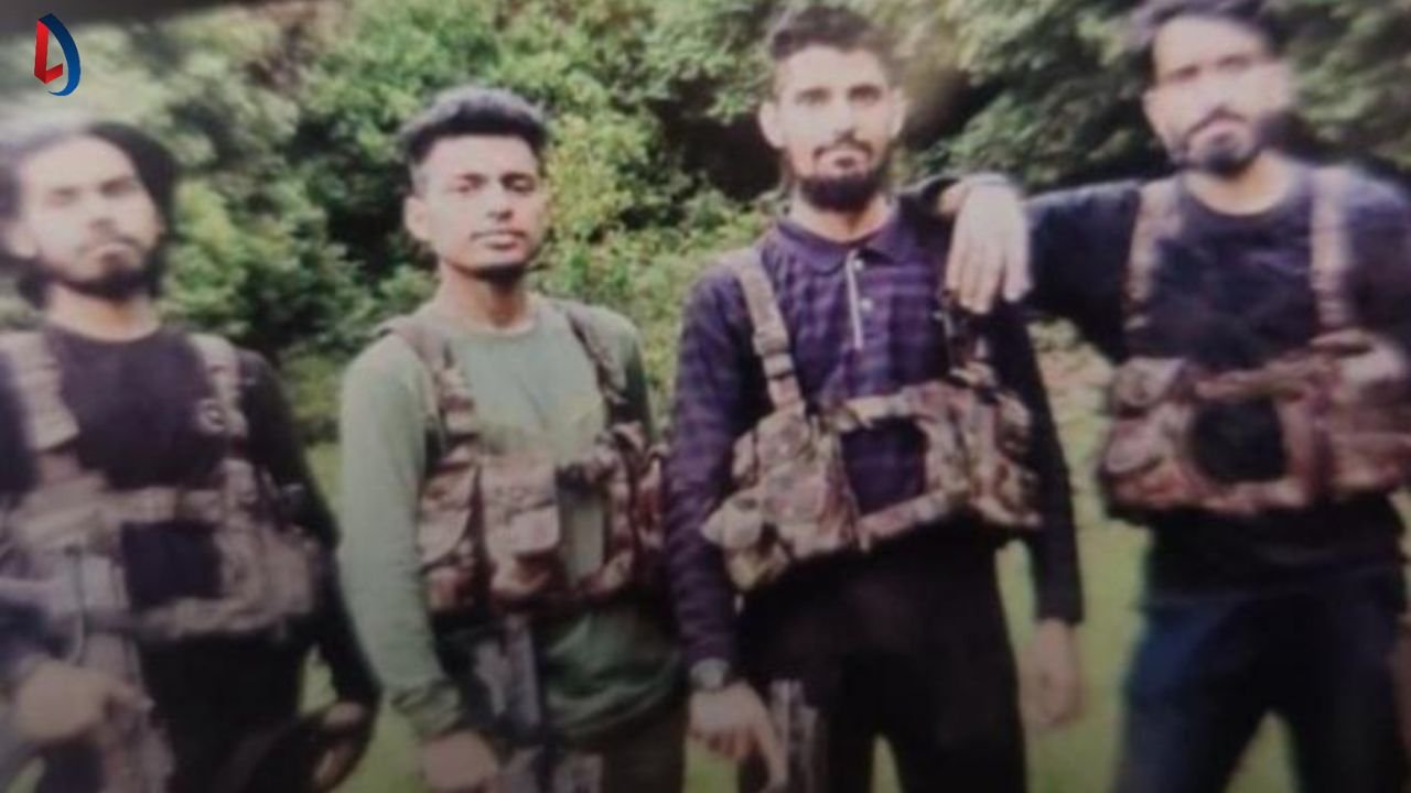 पहलगाम आतंकी हमले में शामिल चार आतंकियों की तस्वीर आई सामने, सुरक्षाबलों ने तेज किया सर्च ऑपरेशन