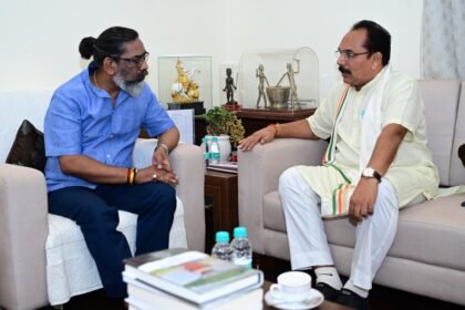 MLA Pradeep Yadav Meet Hemant Soren