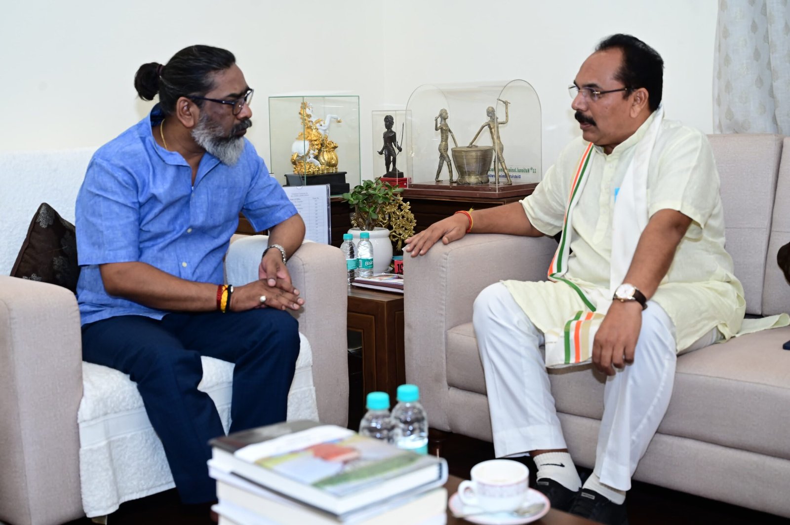 MLA Pradeep Yadav Meet Hemant Soren