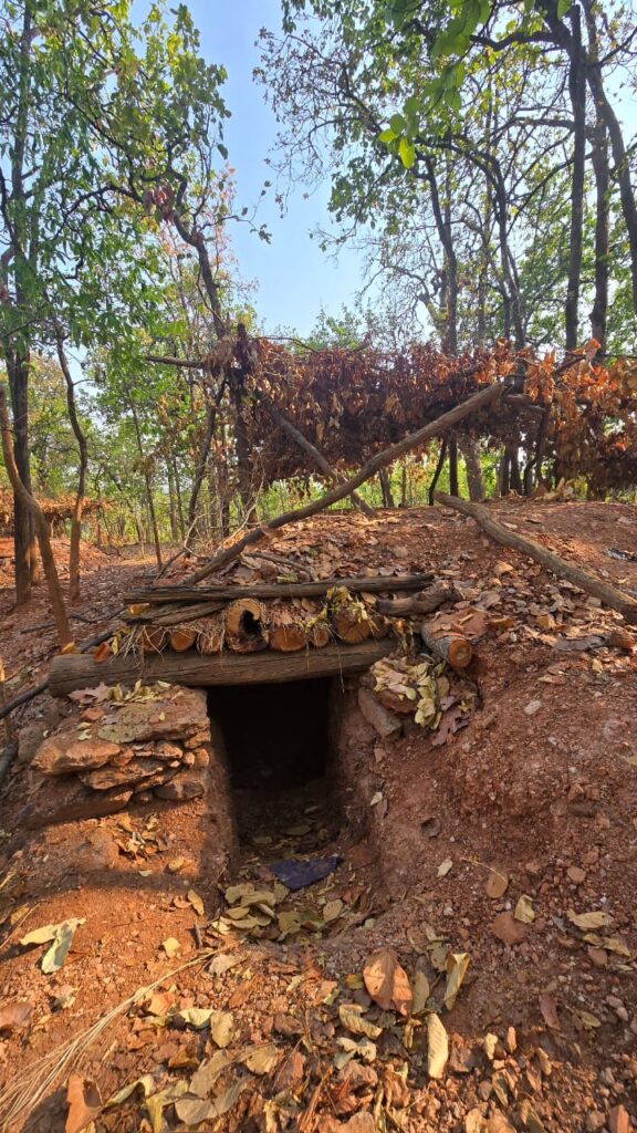 Naxal bunkers are being demolished in Jharkhand, gun making lathe machine and weapons recovered in Saranda