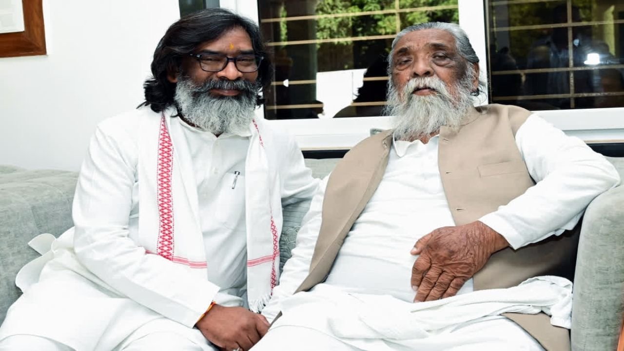 दिशोम गुरु शिबू सोरेन का 82वां जयंती आज, मुख्यमंत्री हेमंत सोरेन करेंगे छात्रों के साथ संवाद