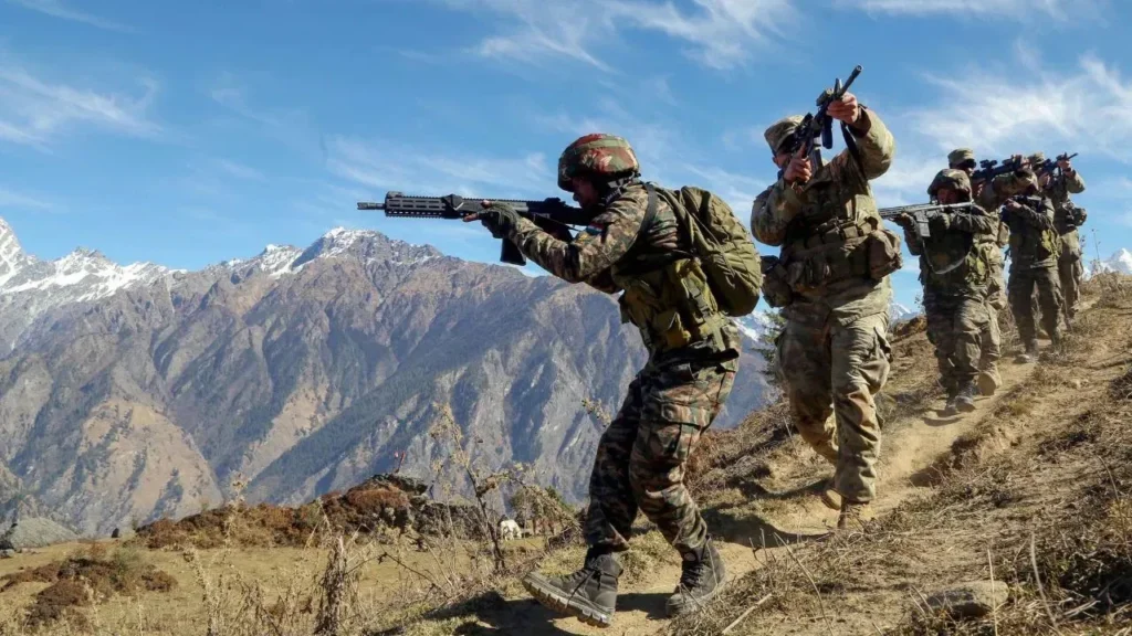 पहलगाव हमले के बाद बारामूला में घुसपैठ की कोशिश सेना ने किया नाकाम, दो आतंकी को मार गिराया