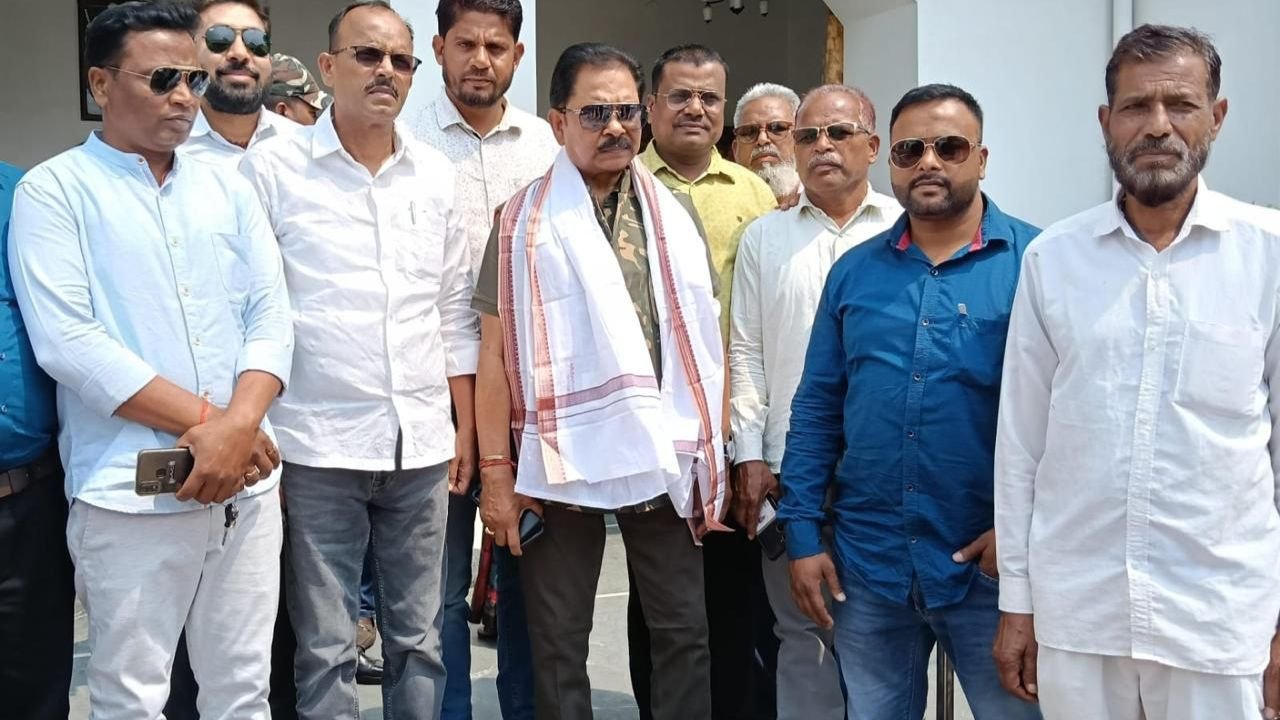 इंटक यूनियन के नाम पर हिंडाल्को कंपनी से लाभ उठाने का किया जा रहा प्रयास : धीरज प्रसाद साहू