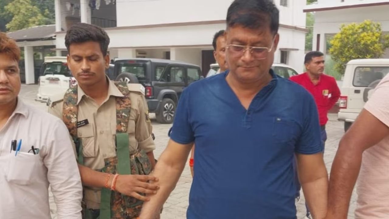 बिहार का घूसखोर इंजीनियर हुआ गिरफ्तार, 2 लाख रुपये रिश्वत लेते निगरानी ने धर दबोचा