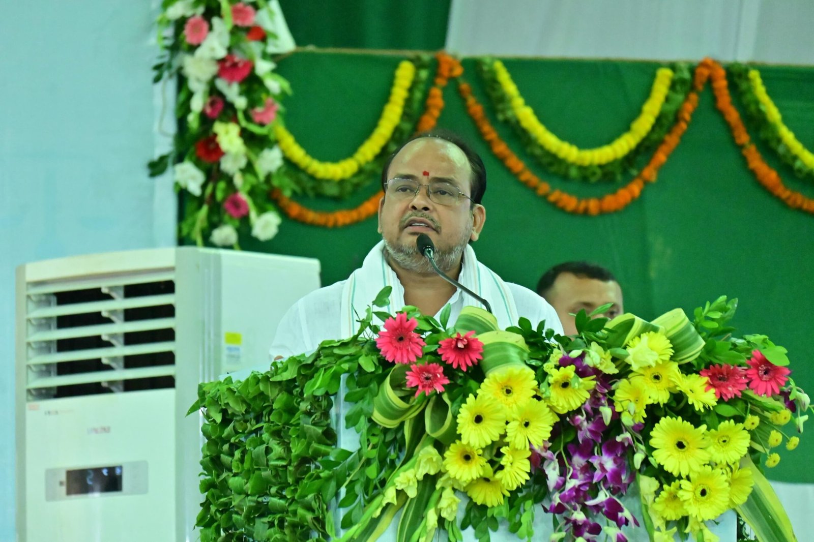 GqBBP2ZbQAA5S4w scaled