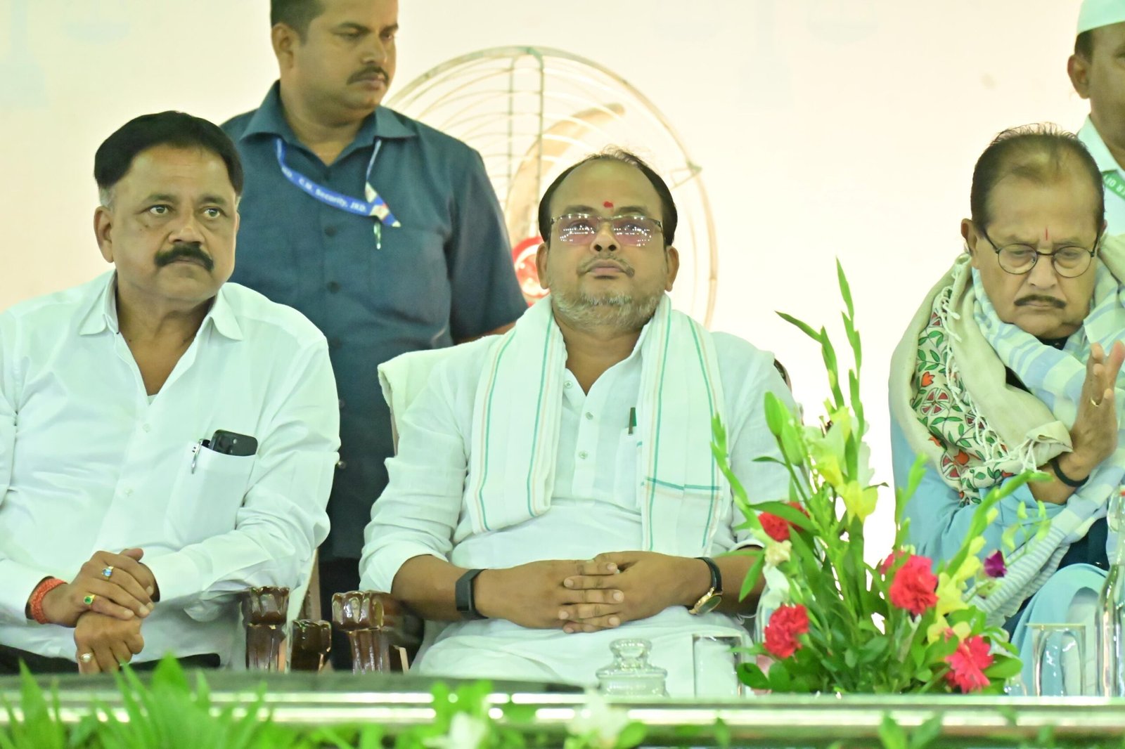 GqBBz1oacAAvFjm scaled