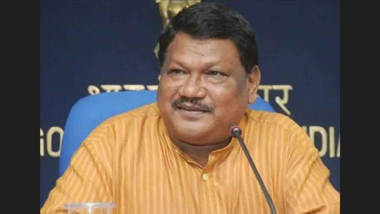 केंद्रीय मंत्री जुएल उरांव चलती ट्रेन से लापता, रहस्मय तरीके से दूसरी जगह मिले, हाथ-पैर में थे चोट के निशान