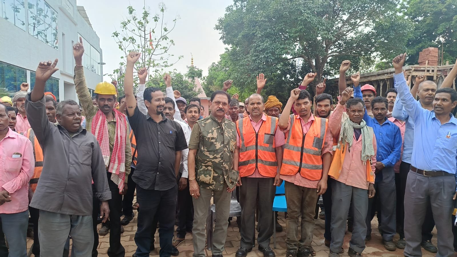 dhiraj sahu at boxide mines