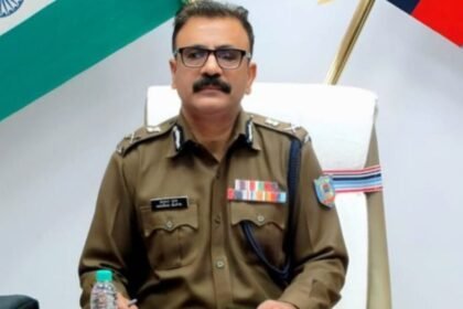 पूर्व DGP अनुराग गुप्ता के खिलाफ थाने में शिकायत, आपराधिक गिरोहों से सांठगांठ और करोड़ों की उगाही का आरोप