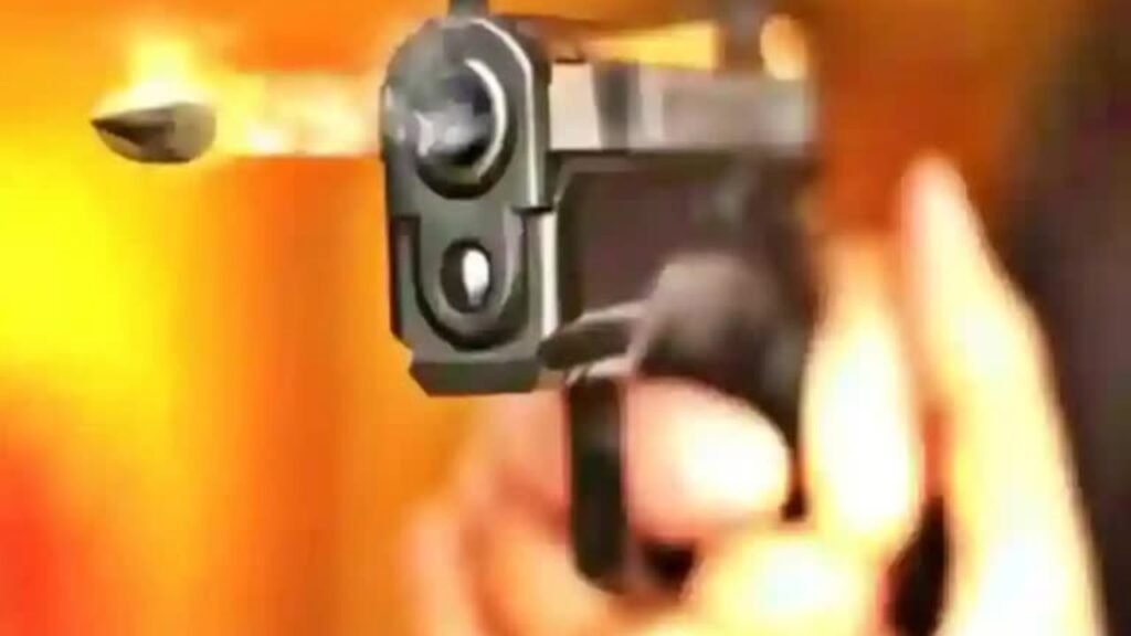 बिहार के औरंगाबाद में बैंक के अंदर मर्डर, सिक्योरिटी गार्ड ने रिकवरी एजेंट को मारी गोली