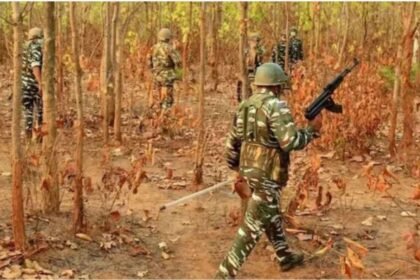 सारंडा के जंगल में IED ब्लास्ट, कोबरा बटालियन के दो जवान घायल