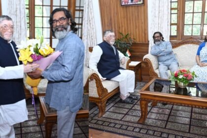 हेमंत सोरेन और कल्पना सोरेन ने राजभवन जाकर राज्यपाल से की मुलाकात, मुख्यमंत्री ने विदेश दौरे को लेकर दी जानकारी