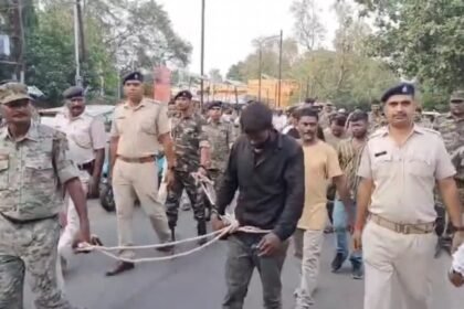 गैंगस्टर प्रिंस खान के 9 गुर्गे को पुलिस ने पकड़ा, SSP प्रभात कुमार ने कराया पैदल परेड