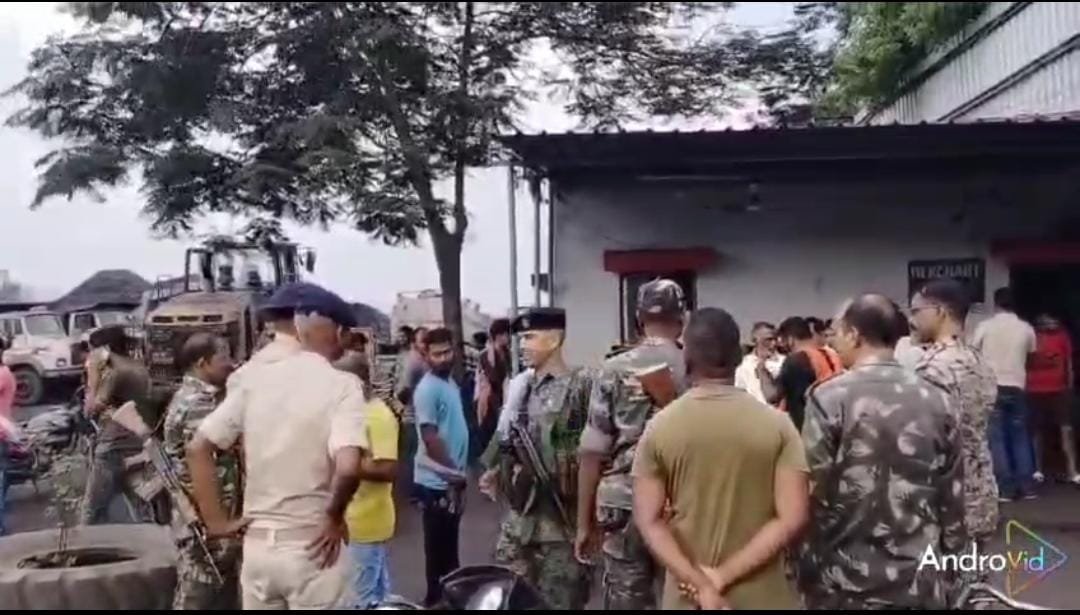 झारखंड के पाकुड़ में ATS की छापेमारी, भारी मात्रा में विस्फोटक किया गया बरामद