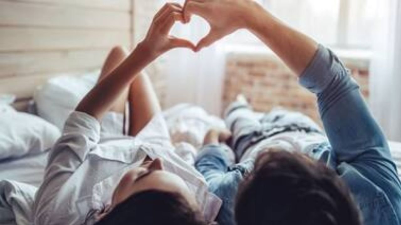 नाबालिग बेटी ने मां पर लगाया यौन उत्पीड़न का सनसनीखेज आरोप, कहा-देती हैं सेक्स करने की ट्रेनिंग