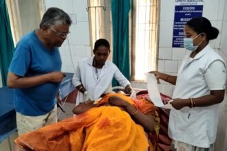 झारखंड के एक शख्स की दो पत्नियों में होता था विवाद, पंचायत के आदेश पर महिला की गर्दन को काटकर जंगल में फेंका गया