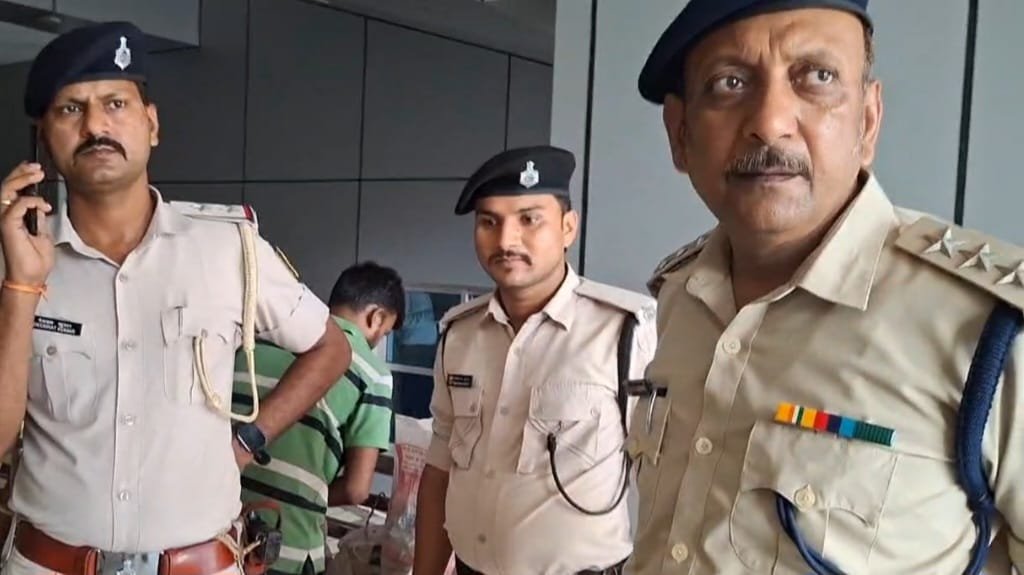 बिहार के मुजफ्फरपुर में दिनदहाड़े लूट, बदमाशों ने एक व्यक्ति को मारी गोली